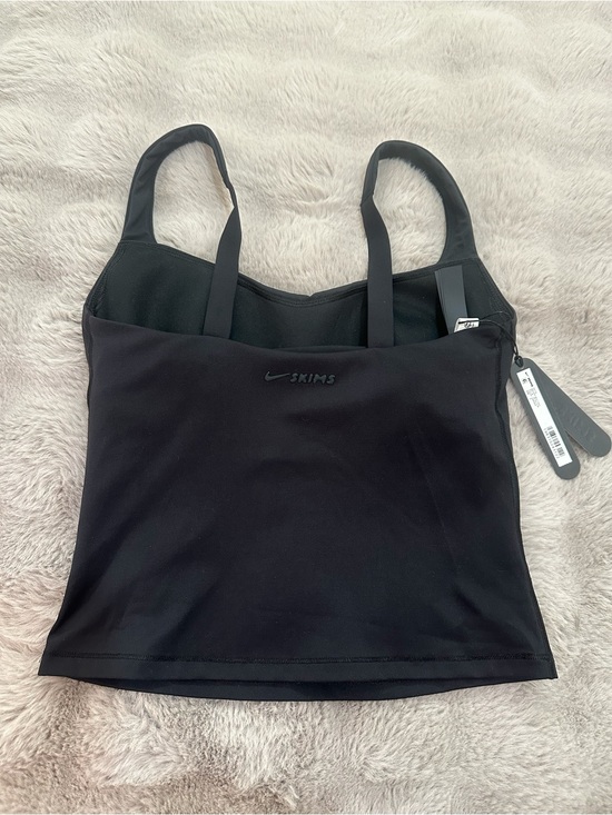 SKIMS Tops - NWT NIKESKIMS SKIMS MATTE Square Neck Tank Size S Obsidian